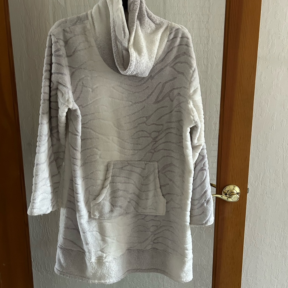 Anne Klein cozy winter pullover!